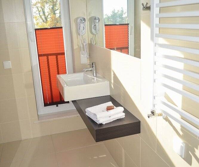 هتل Villa Buki Pokoje & Spa