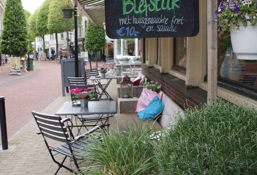 בית מלון כפרי Villa Flora