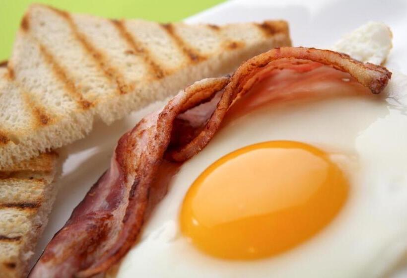 Отель Villa Gloria Rooms & Apartments