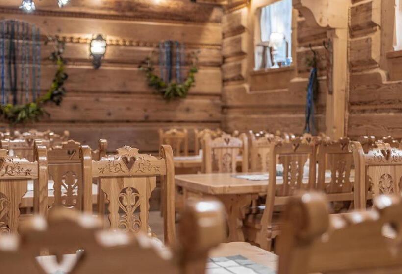 Отель Willa Bór