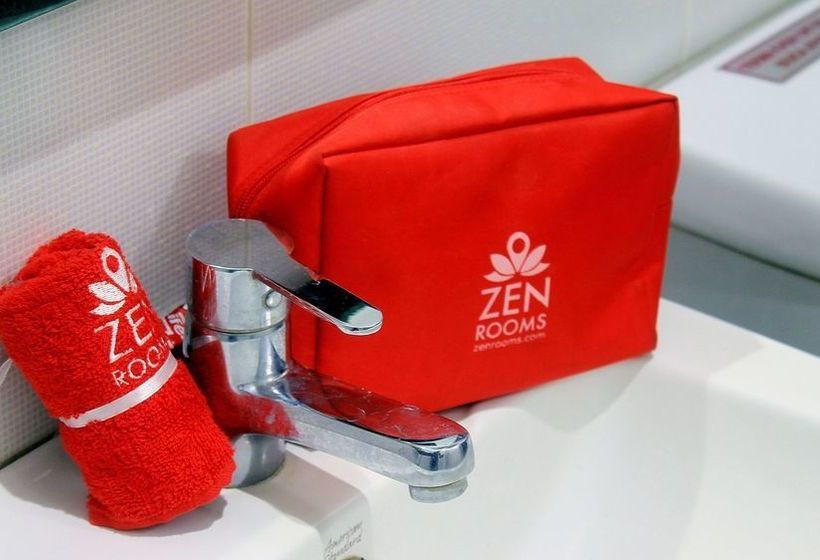 בית מלון כפרי Zen Rooms Lengkong Besar