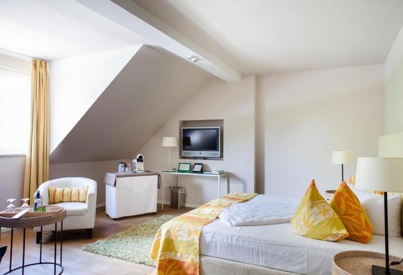 בית מלון כפרי Zur Linde Dein Self Check In