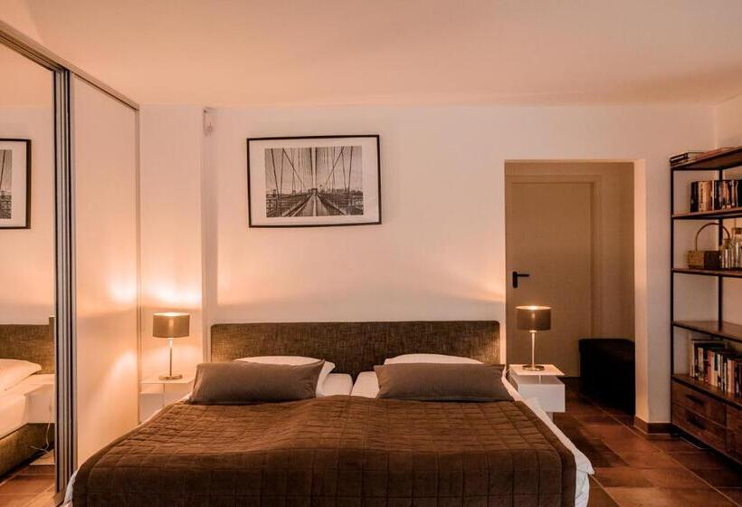 בית מלון כפרי Zur Linde Dein Self Check In