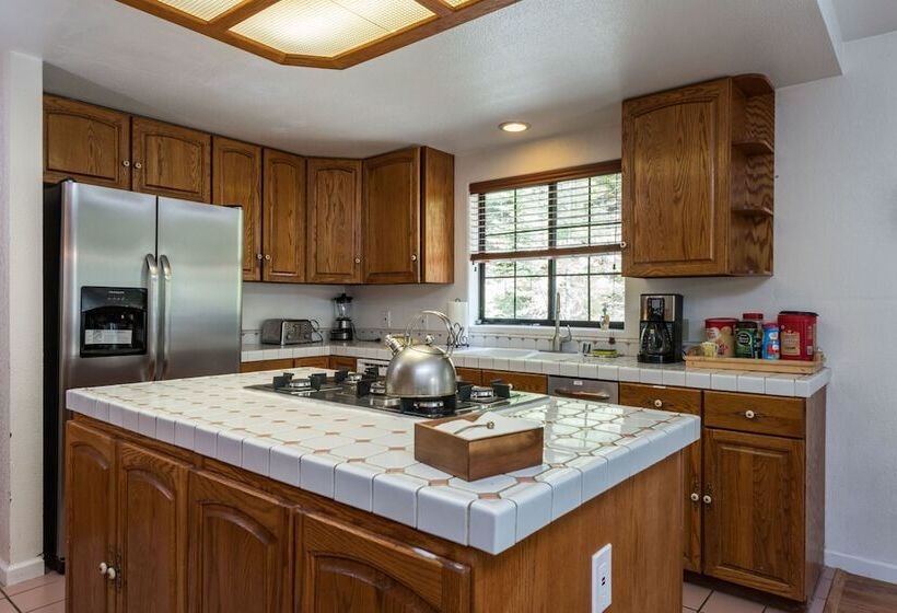 Inside Yosemite Mountain Beauty