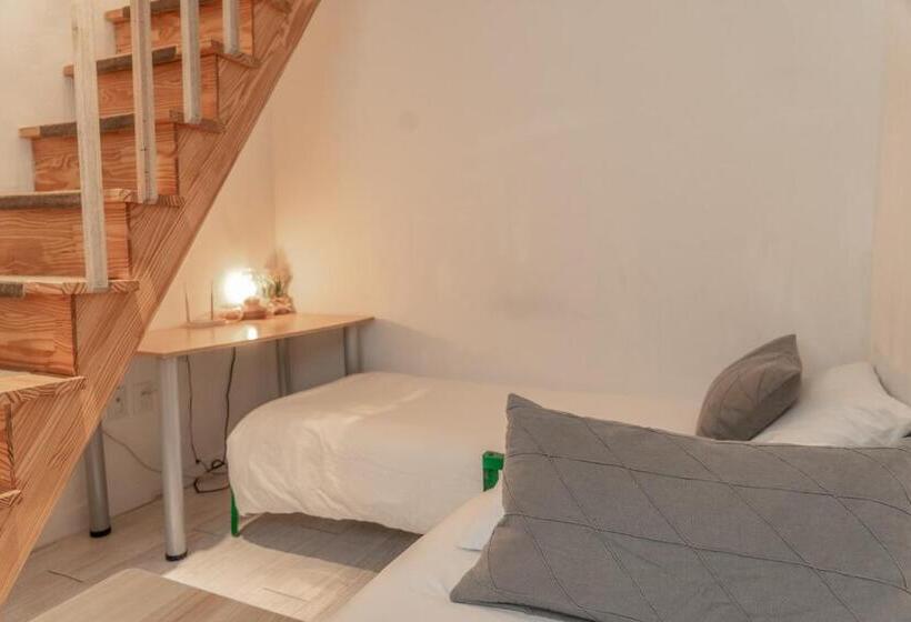 펜션 Myeongdong Artmonstay