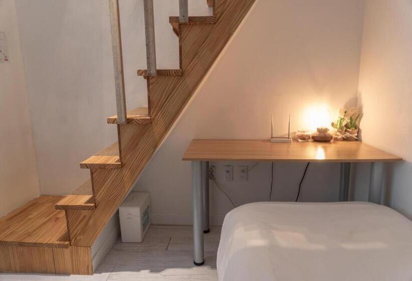 펜션 Myeongdong Artmonstay