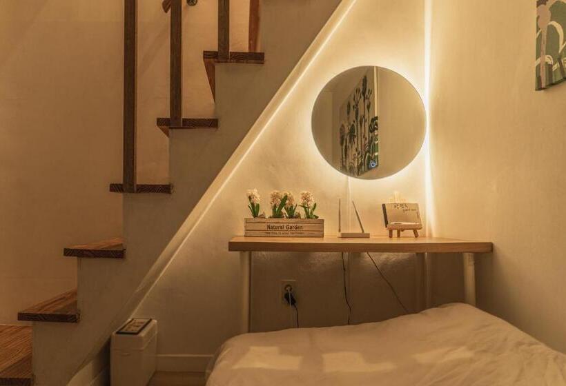 펜션 Myeongdong Artmonstay