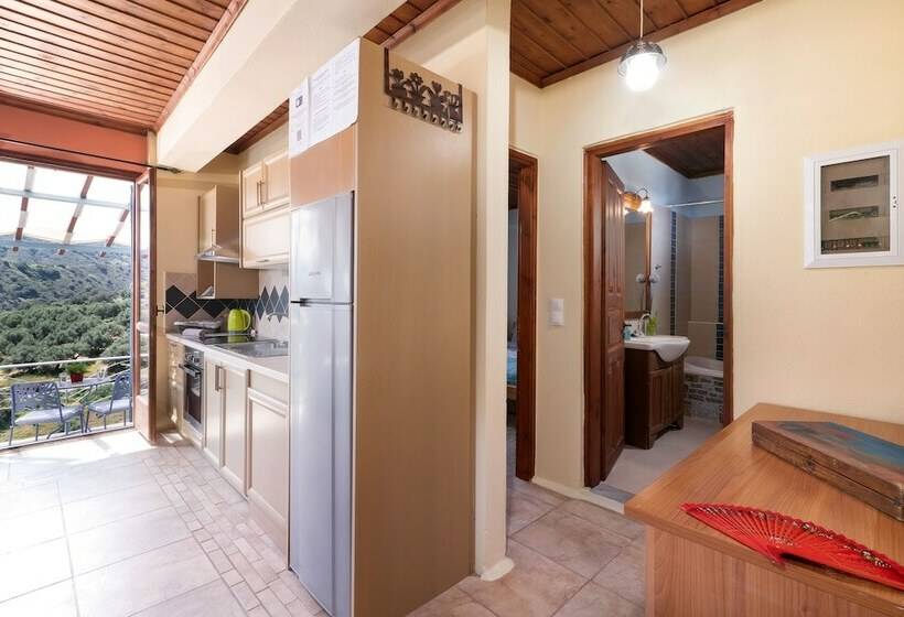 Sarakinas Residences