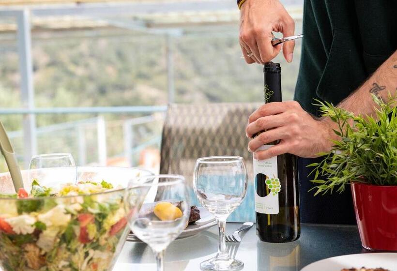 Sarakinas Residences