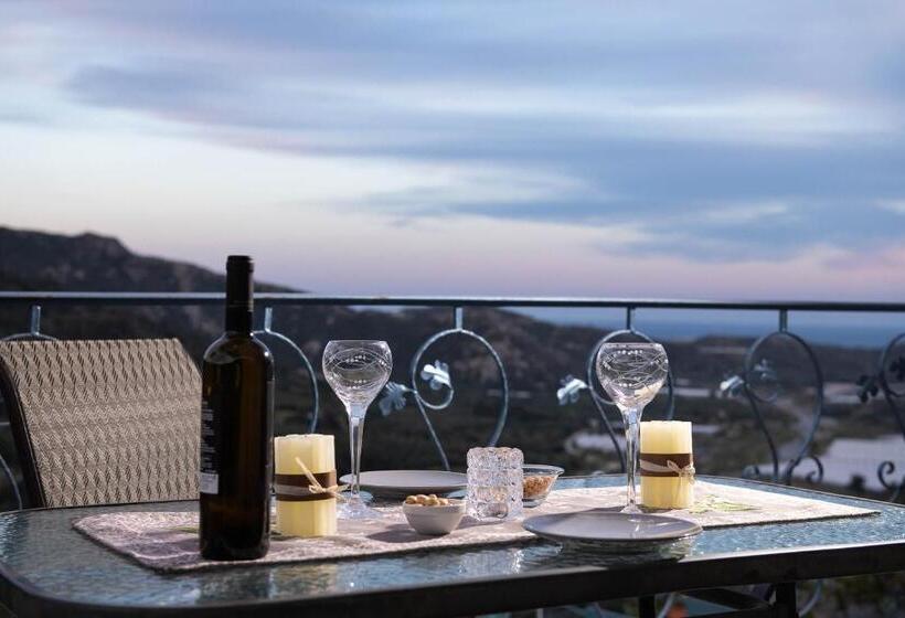 Sarakinas Residences