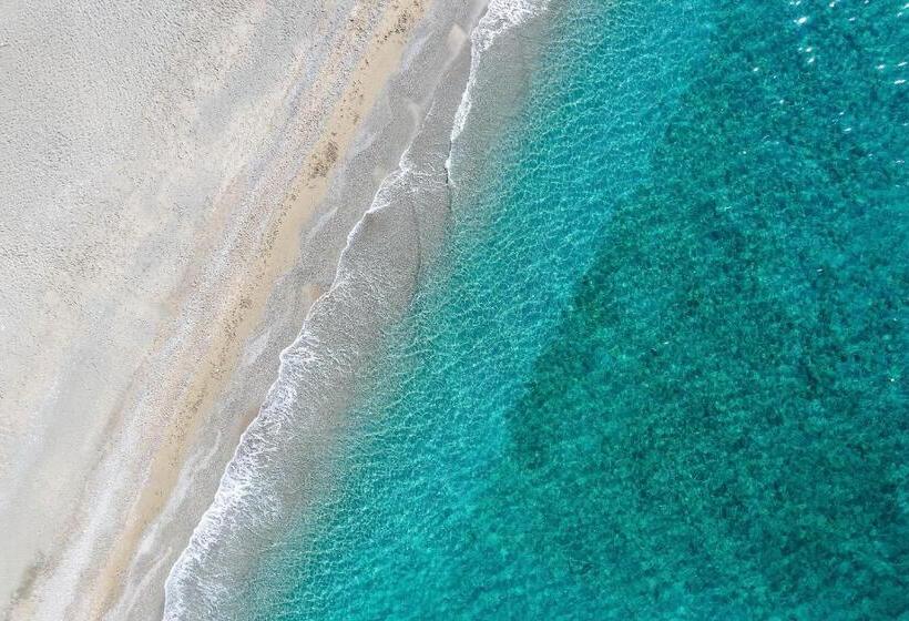 Sarakinas Residences