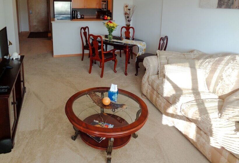 43rd St Apartments By Minnehaha Lofts