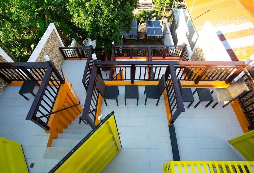 Vandrarhem Chillax Boracay