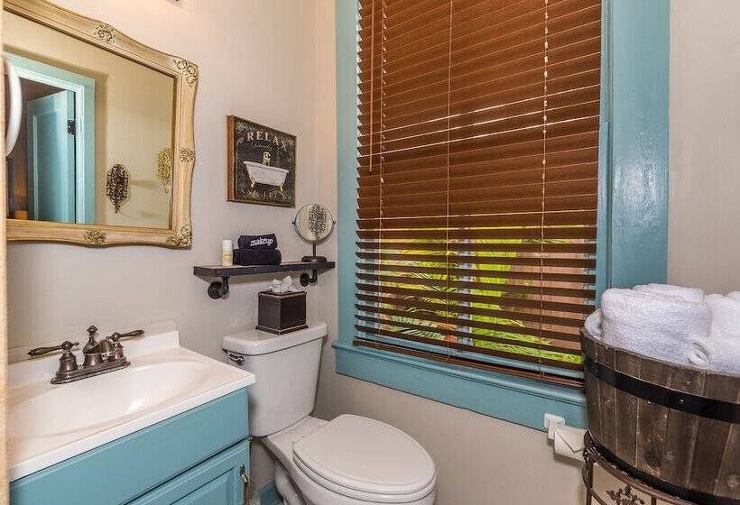 مبيت وإفطار 44 Spanish Street Inn   Adults Only