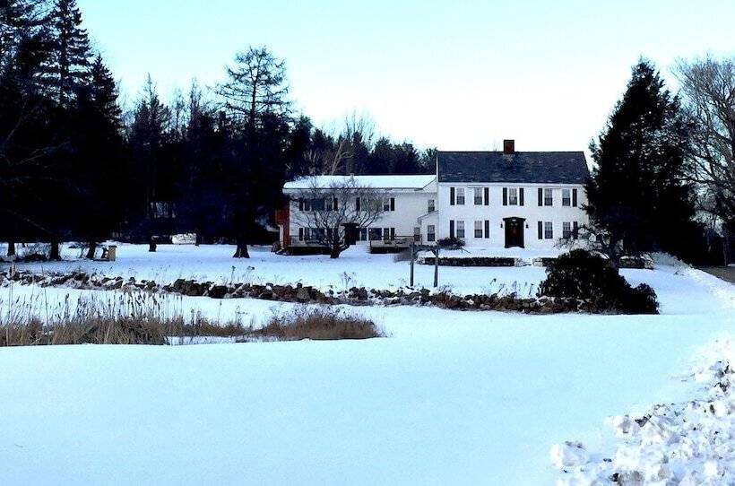 مبيت وإفطار Colonel Williams Inn