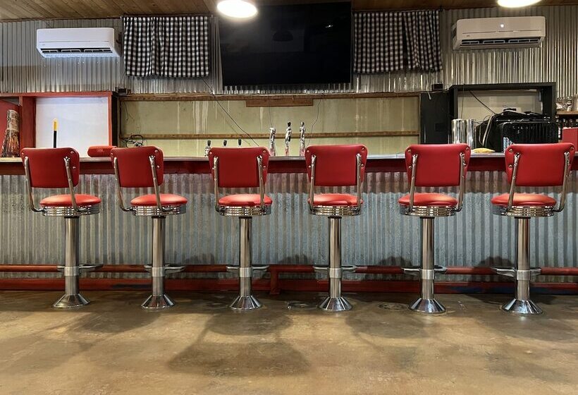 مبيت وإفطار Fort Davis Drug Store