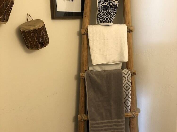 مبيت وإفطار Fort Davis Drug Store