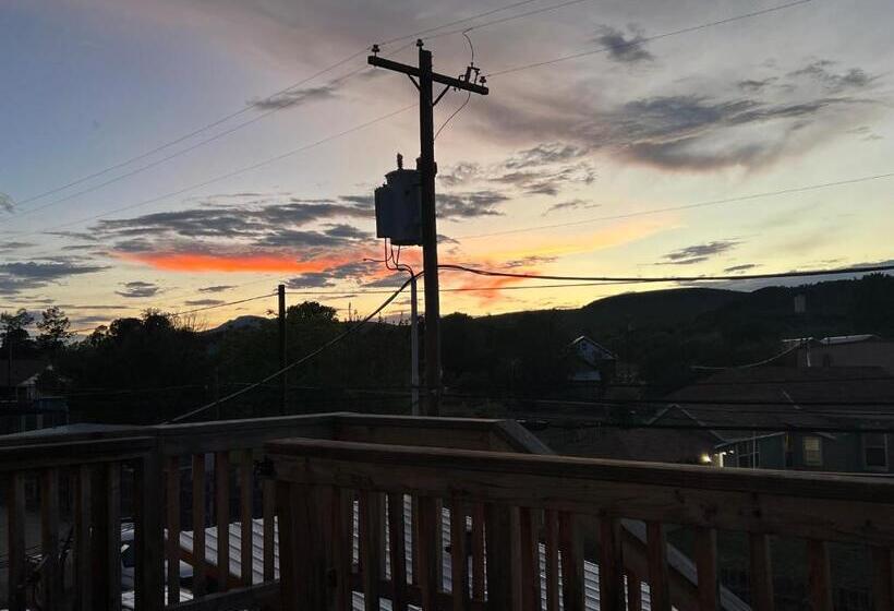 민박 Fort Davis Drug Store