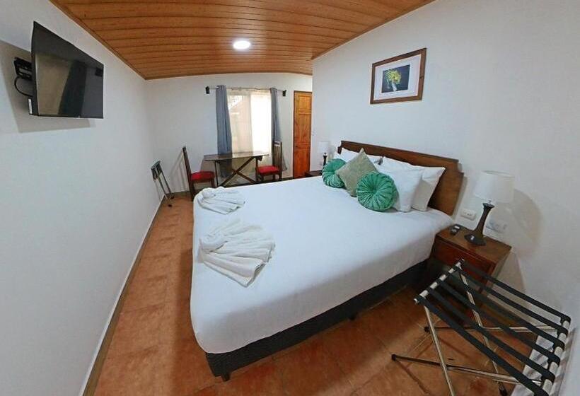 Casa Jungle Monteverde B&b