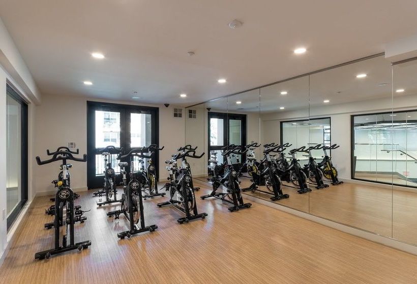 Global Luxury Suites At Epic Way