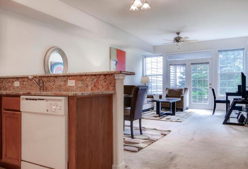 Global Luxury Suites At Forrestal