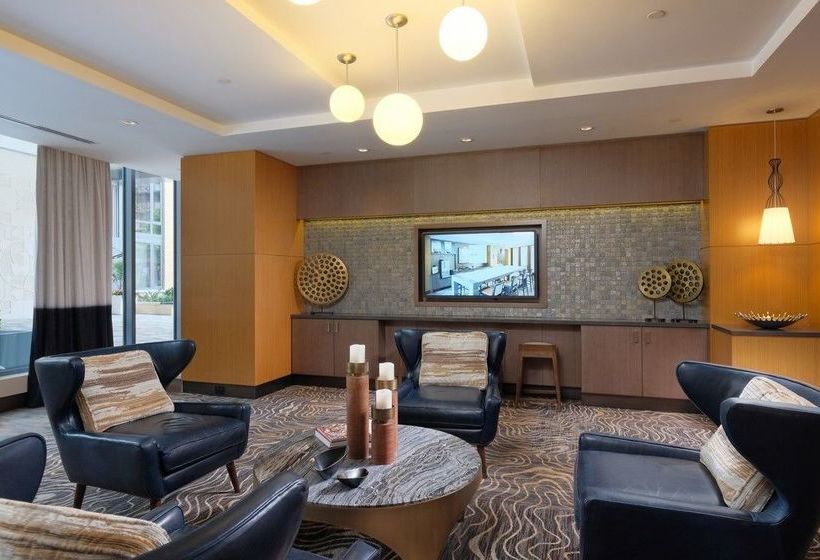 Global Luxury Suites In Downtown Bethesda