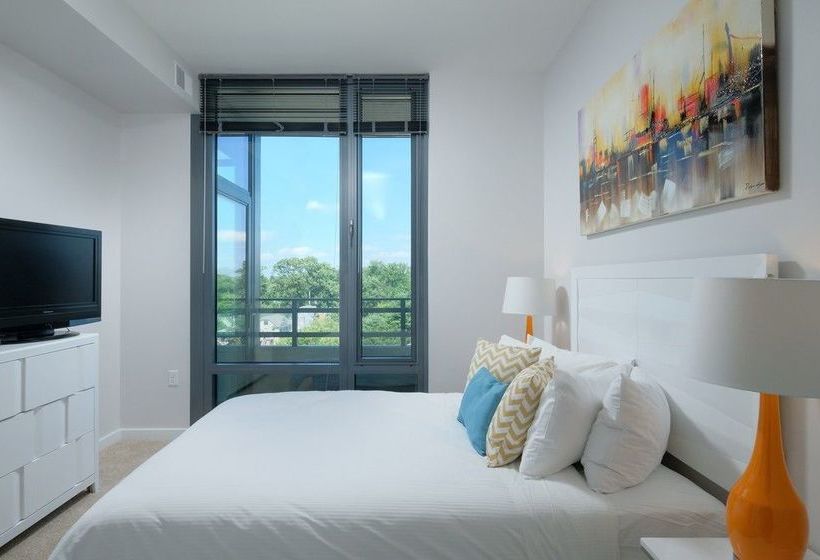 Global Luxury Suites In Downtown Bethesda