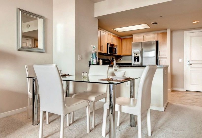 Global Luxury Suites In Downtown Bethesda