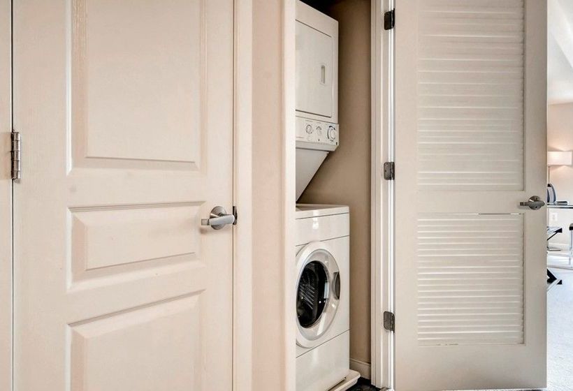 Global Luxury Suites In Downtown Bethesda