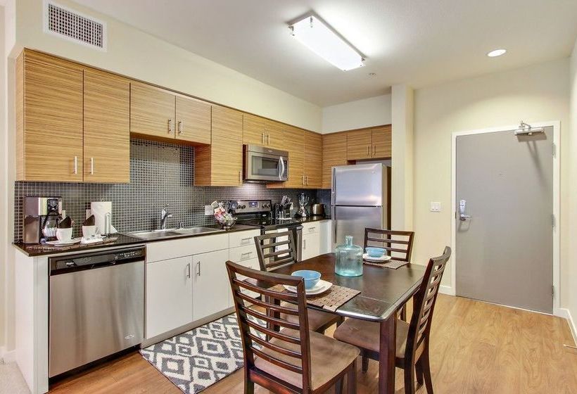 Global Luxury Suites In Sunnyvale