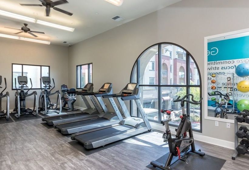 Global Luxury Suites In Sunnyvale