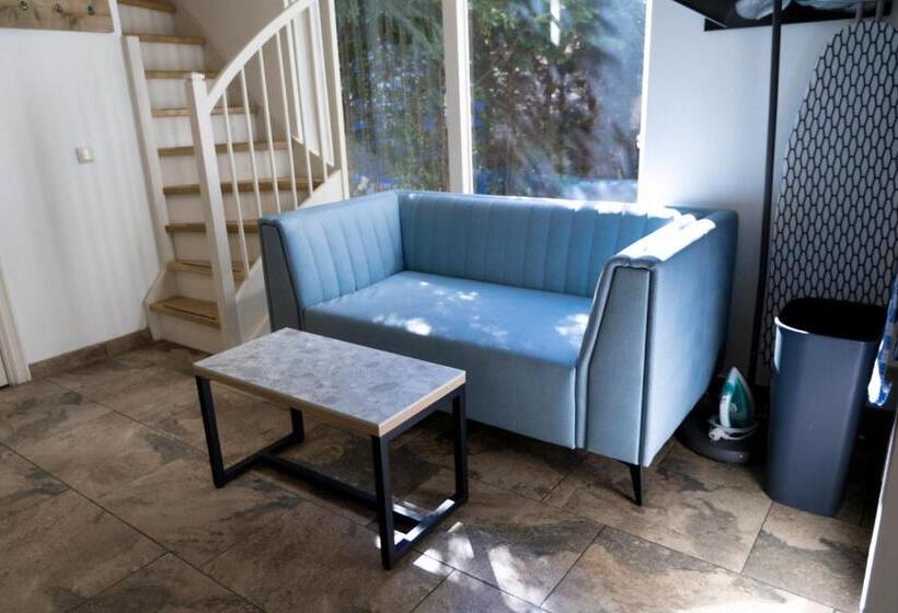 هتل Plantage Garden Apartments