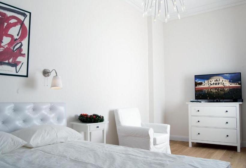 בית מלון כפרי Apartments Minsk