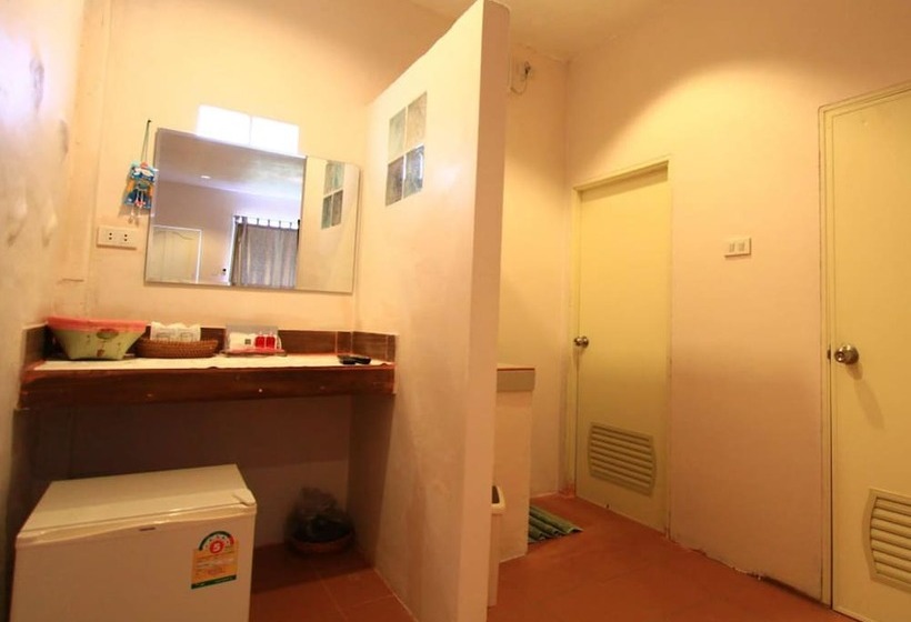 בית מלון כפרי Baanrai Areeya