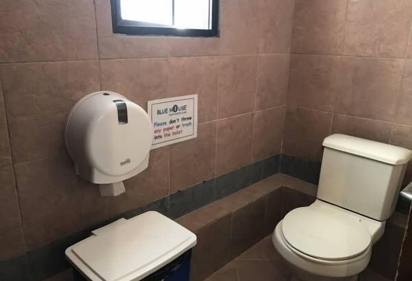 Отель Blue House Youth Hostel