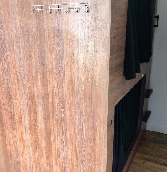 Отель Blue House Youth Hostel