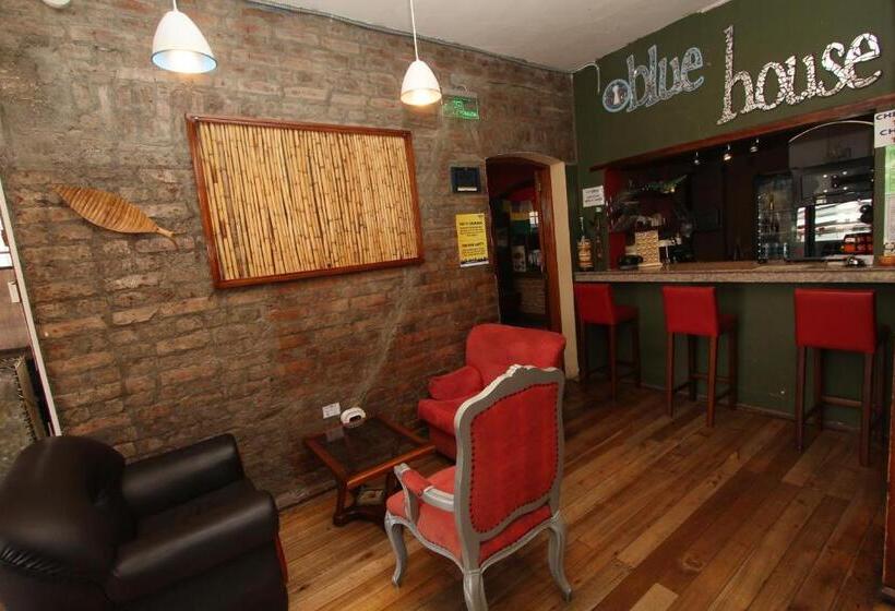 Отель Blue House Youth Hostel