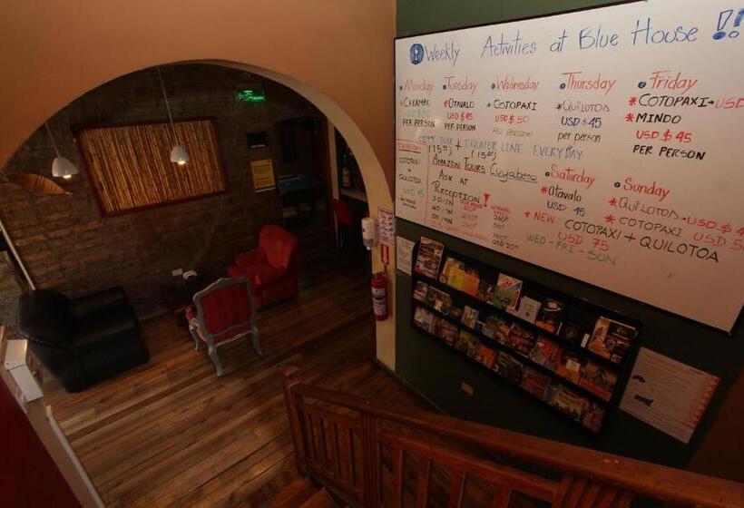 Отель Blue House Youth Hostel