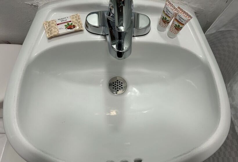 فندق Budget Inn Hollywood