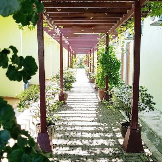 هتل Casa Cenang Resort Tok Bidin Langkawi