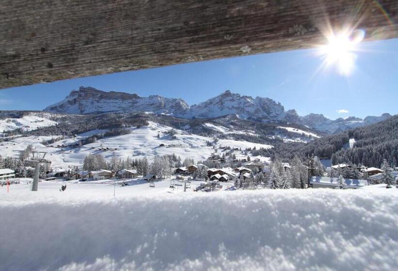 בית מלון כפרי Dolasilla Mountain Panoramic Wellness