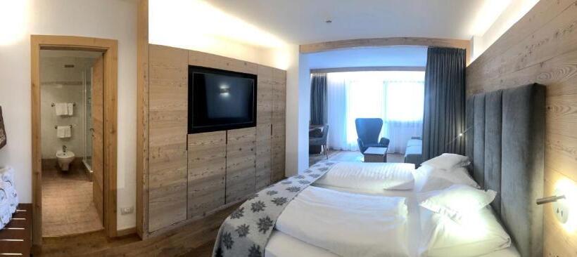 בית מלון כפרי Dolasilla Mountain Panoramic Wellness