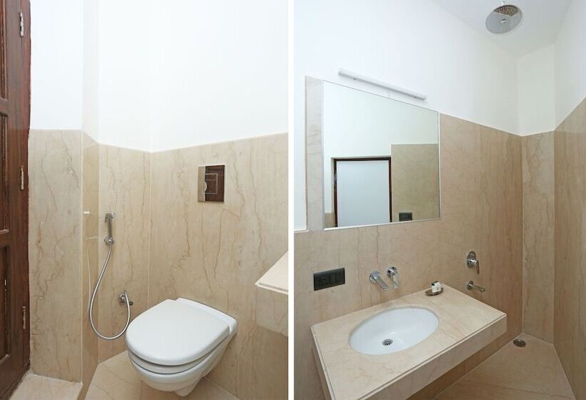 فندق Green Castle