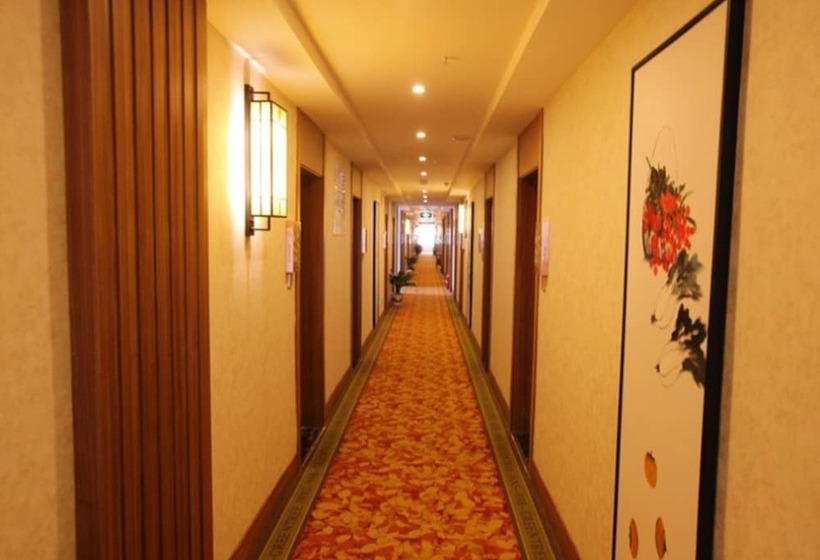 Отель Greentree Inn Anhui Bozhou Qiaocheng District Yidu Trade City Business