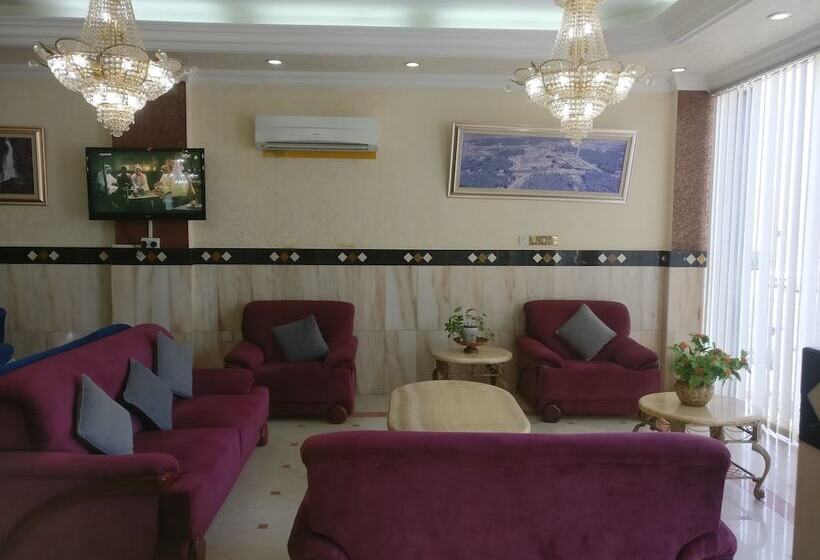 Gulf Hotel Apartment