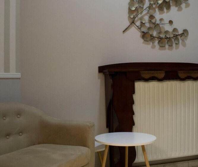 בית מלון כפרי Hostal Alda Rio Duero