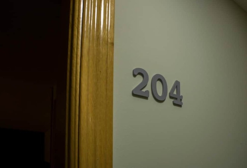 هتل Hostal Alda Rio Duero