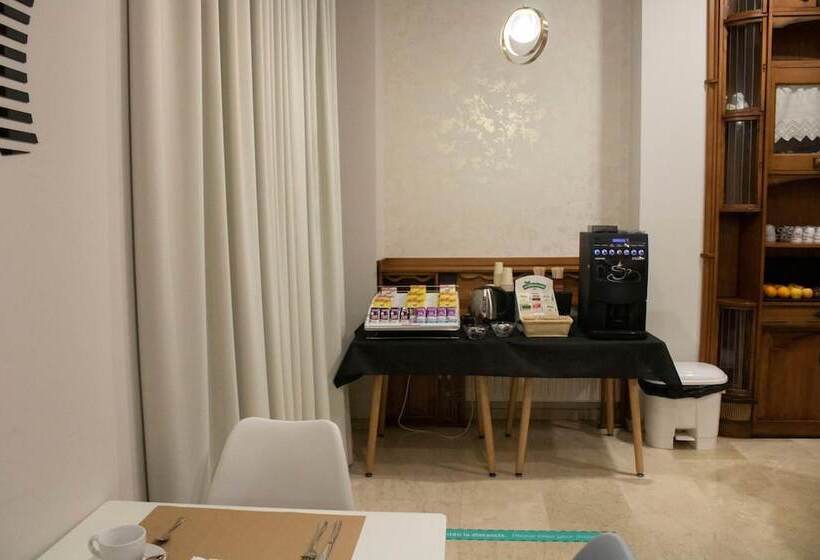 هتل Hostal Alda Rio Duero