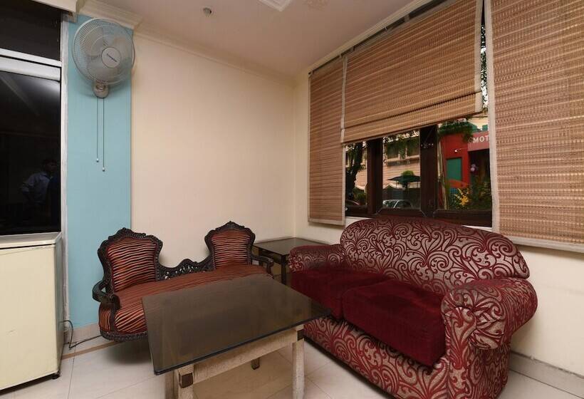 ホテル Kapur Guest House