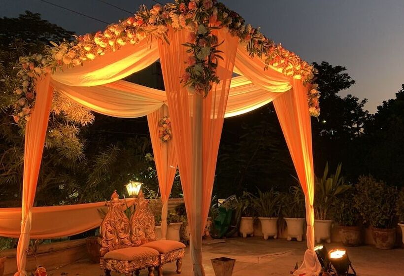 酒店 Kashish Residency And Banquet